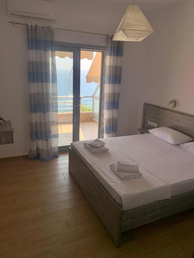 Blue Sea Apartments Qeparo Dış mekan fotoğraf