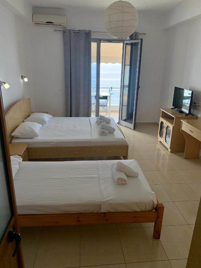 Blue Sea Apartments Qeparo Dış mekan fotoğraf