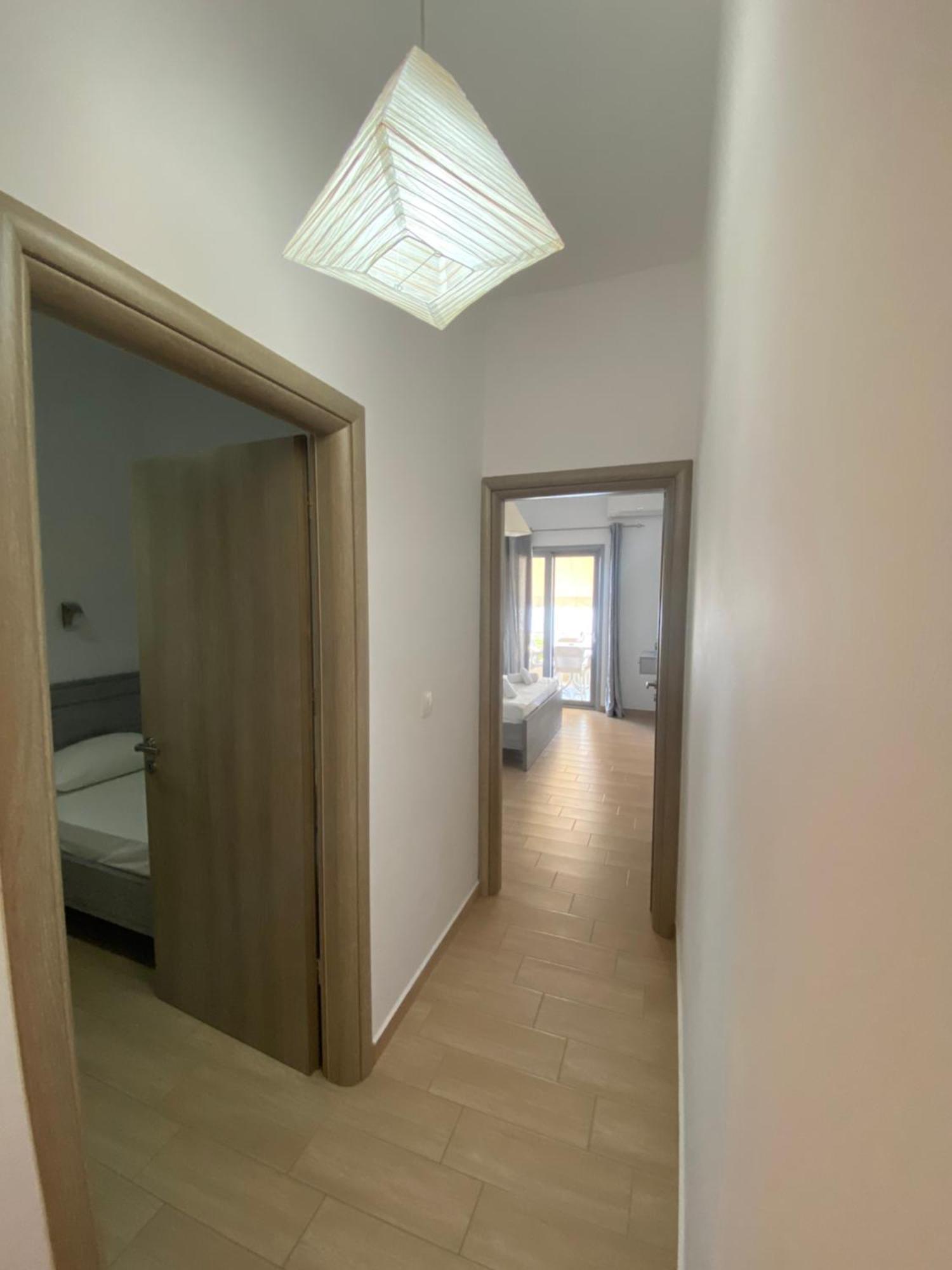 Blue Sea Apartments Qeparo Dış mekan fotoğraf
